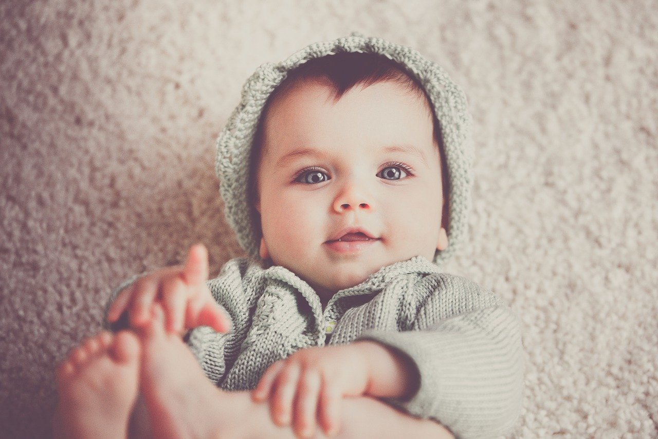 bebe visita a odontopediatria Barcelona-min