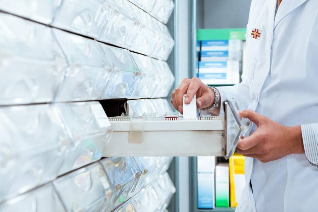 Open Pharmacy near me cajones farmacia